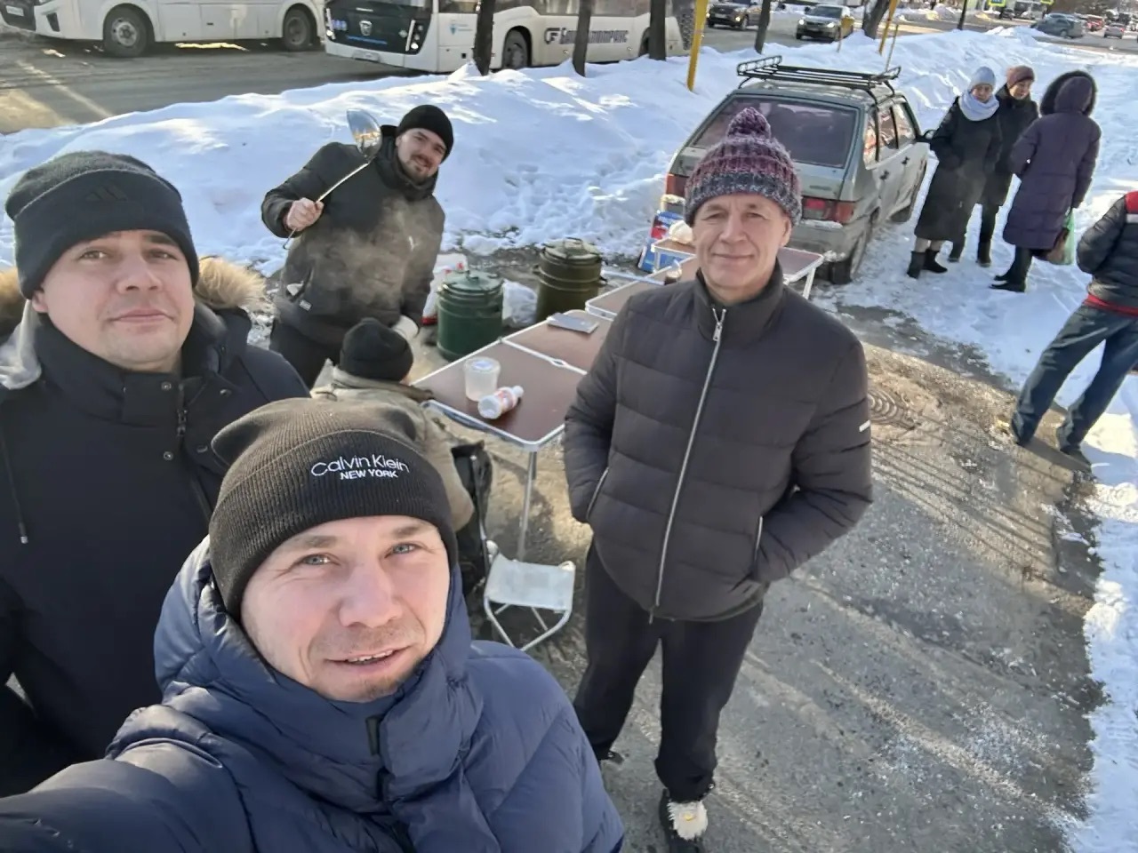 <span style="font-style: italic;">Колх.рынок </span>